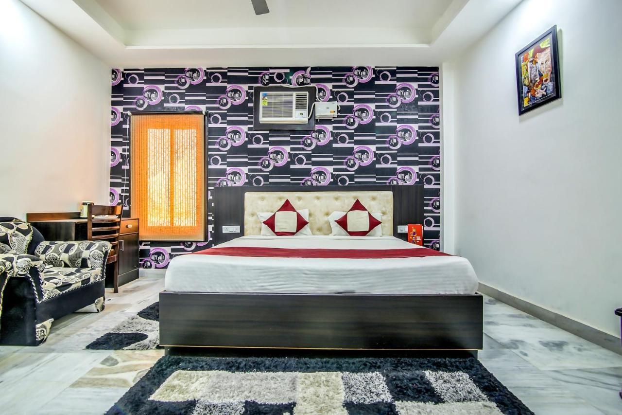 Hotel Oyo 8888 Riga Hs Deluxe Agra  Exteriér fotografie
