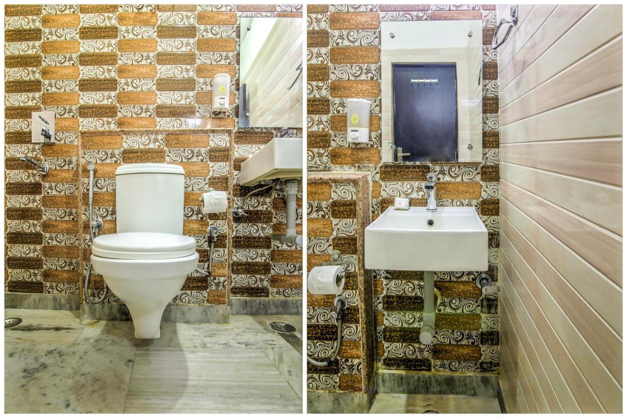 Hotel Oyo 8888 Riga Hs Deluxe Agra  Pokoj fotografie